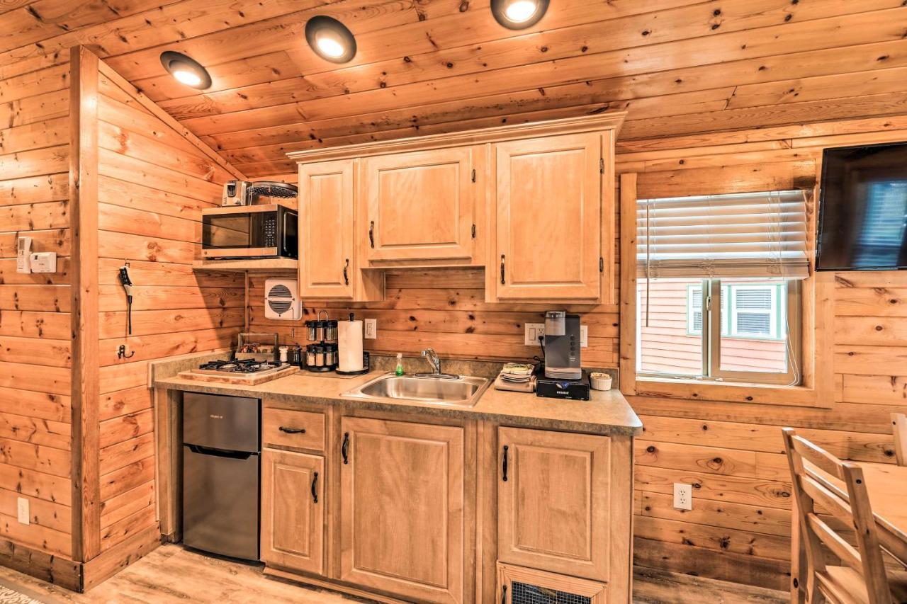 Beautiful New Bern Studio Cabin With Fire Pit! Zewnętrze zdjęcie