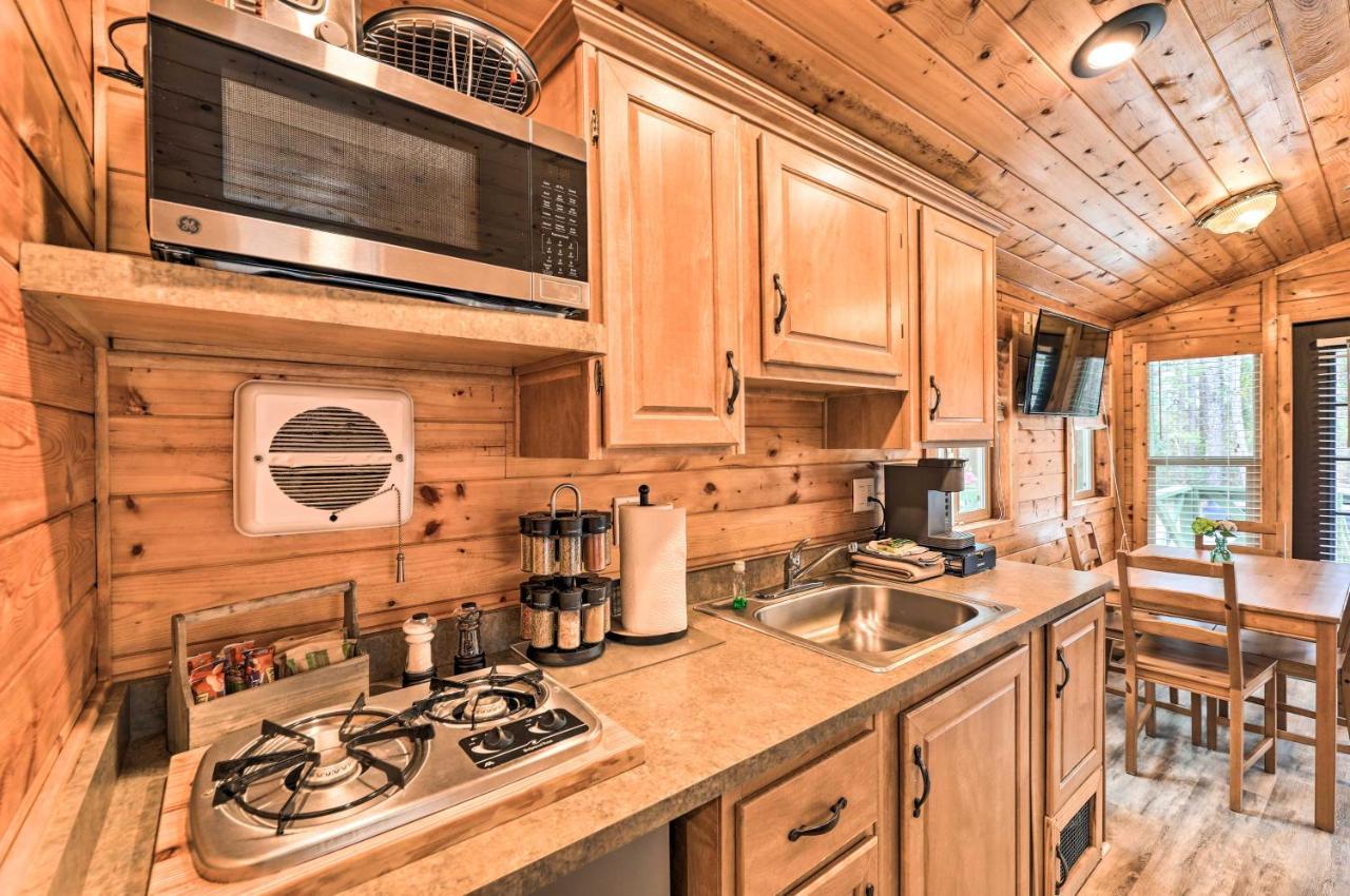 Beautiful New Bern Studio Cabin With Fire Pit! Zewnętrze zdjęcie