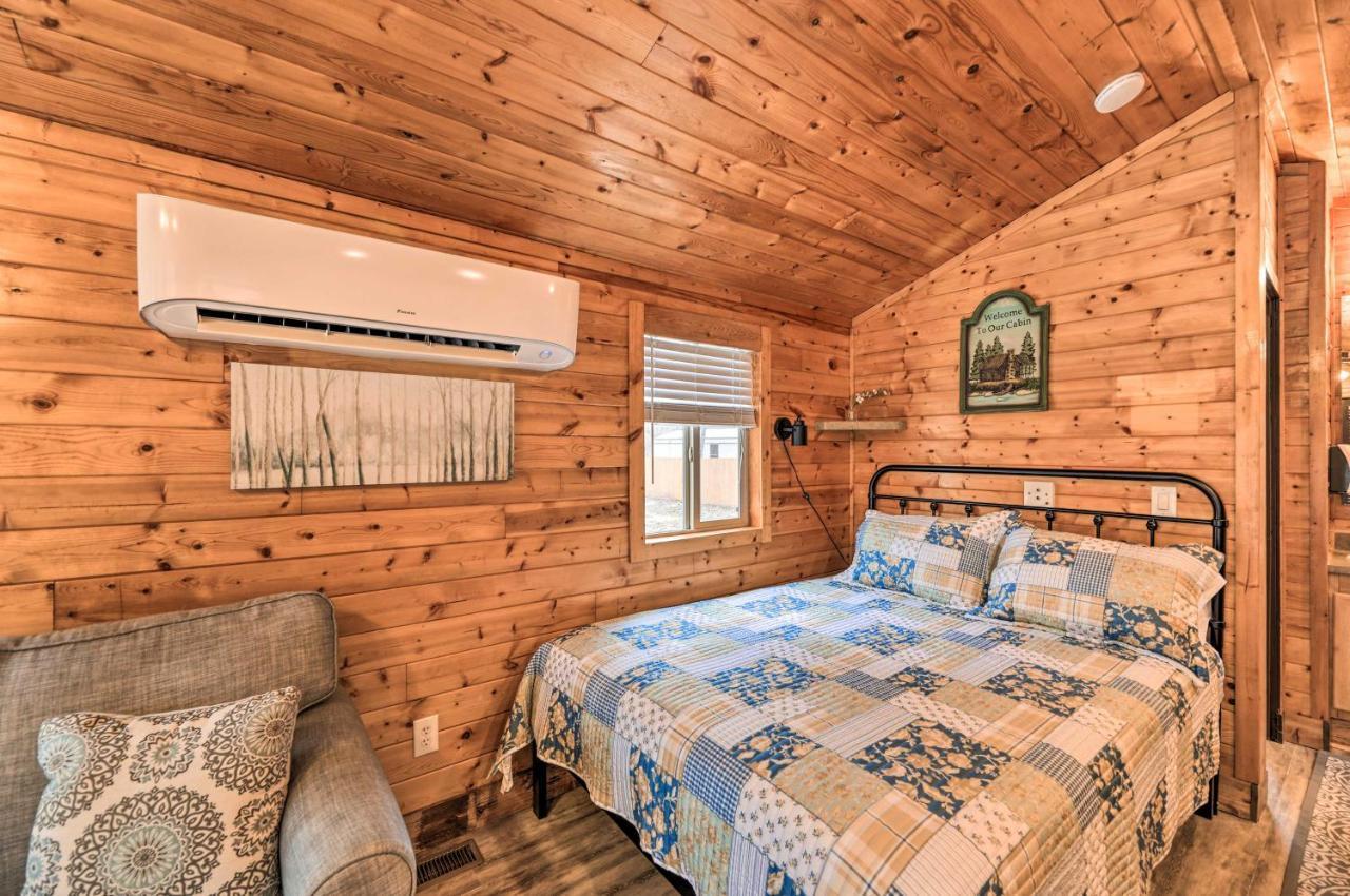Beautiful New Bern Studio Cabin With Fire Pit! Zewnętrze zdjęcie